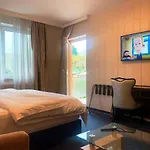 Austria 3*