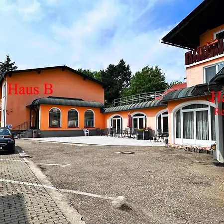 Hotel Austria 3*