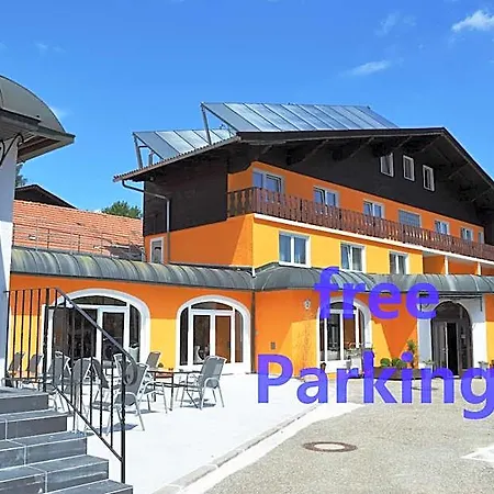 Austria Hotel 3*