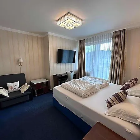 Austria Hotel 3*